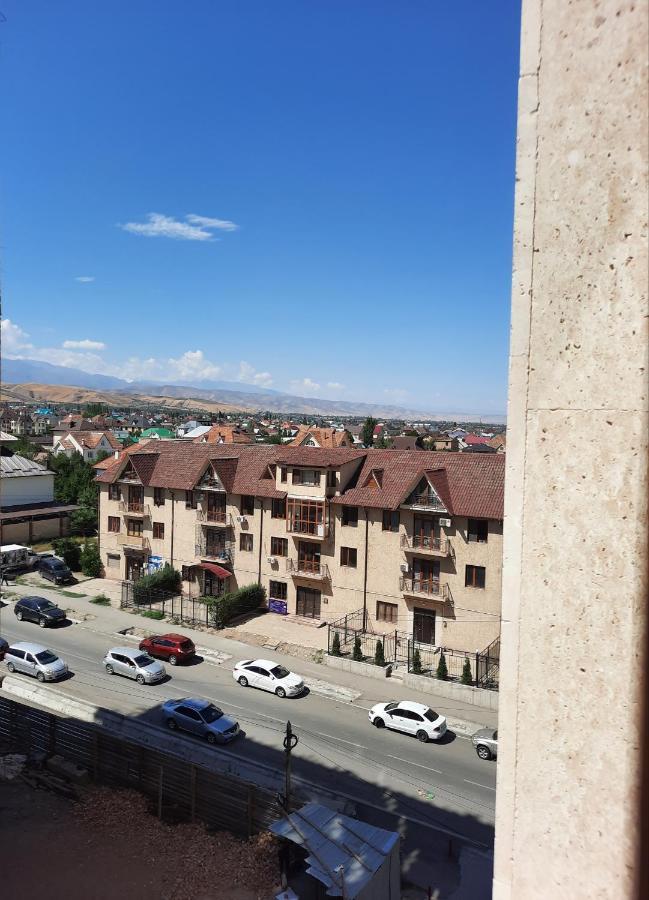 Diplomat - 2 Apartment Bishkek Exterior photo